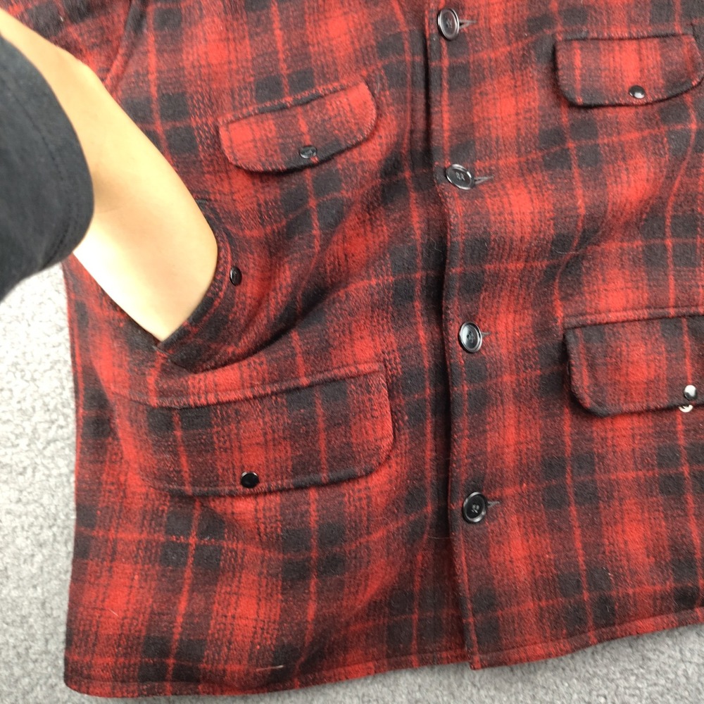 VTG Johnson Woolen Mills Mackinaw Jacket Mens 46 Buffalo Check Red Plaid Wool - Picture 5 of 9